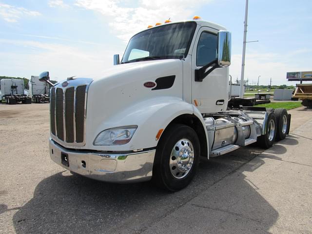Image of Peterbilt 579 equipment image 1