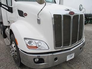 Main image Peterbilt 579 16