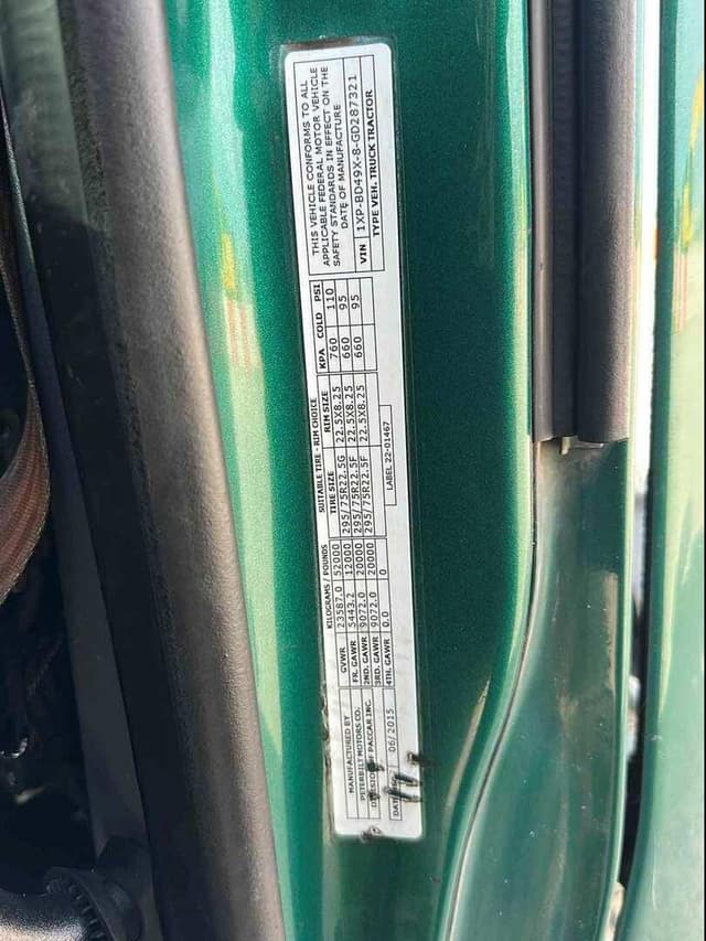 Image of Peterbilt 579 equipment image 4