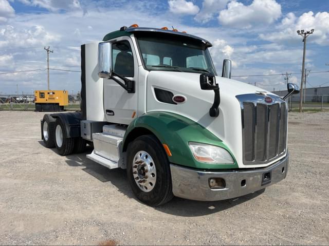 Image of Peterbilt 579 equipment image 1