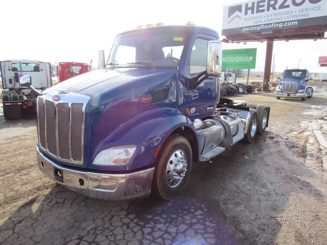 Image of Peterbilt 579 equipment image 1