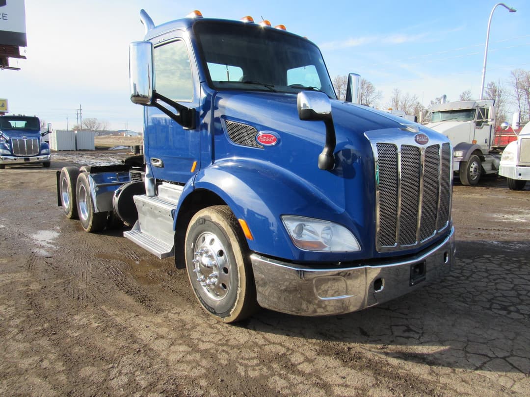 Image of Peterbilt 579 Primary image