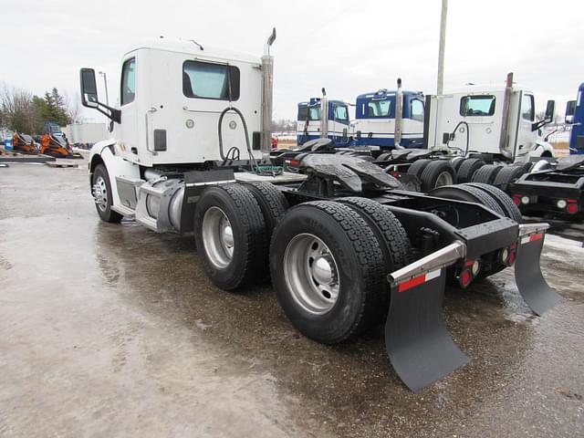 Image of Peterbilt 579 equipment image 3