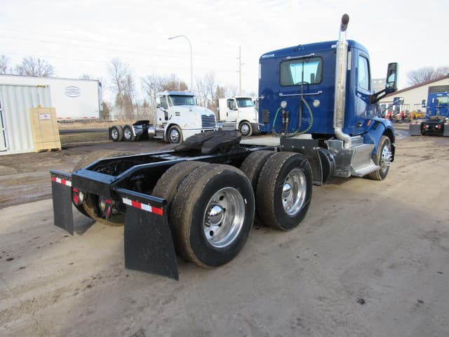 Image of Peterbilt 579 equipment image 3