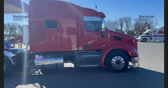 Image of Peterbilt 579 equipment image 3