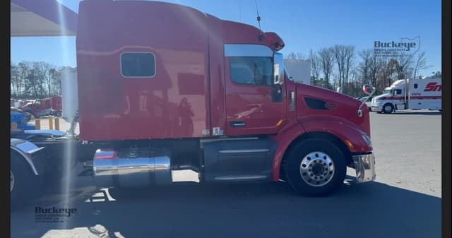 Image of Peterbilt 579 equipment image 3