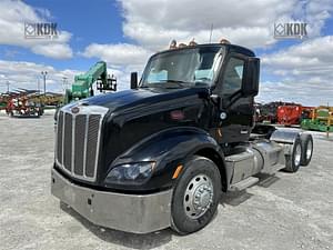 2016 Peterbilt 579 Image