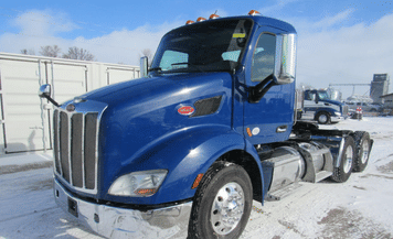 Main image Peterbilt 579