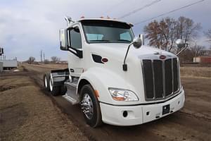 2016 Peterbilt 579 Image