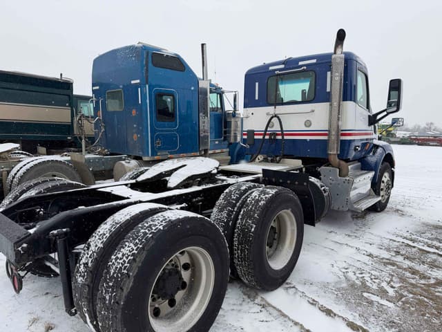 Image of Peterbilt 579 equipment image 2