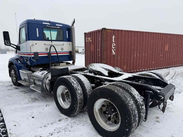 Image of Peterbilt 579 equipment image 1