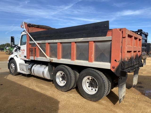 Image of Peterbilt 579 equipment image 1