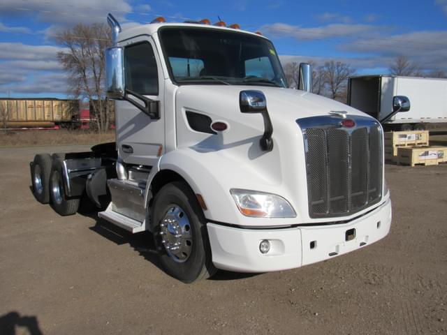 Image of Peterbilt 579 equipment image 1