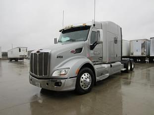 2016 Peterbilt 579 Equipment Image0