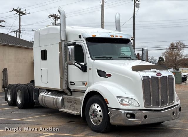 Image of Peterbilt 579 equipment image 2