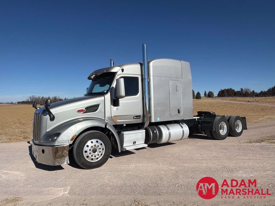 Image of Peterbilt 579 Primary image