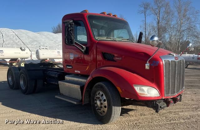 Image of Peterbilt 579 equipment image 2