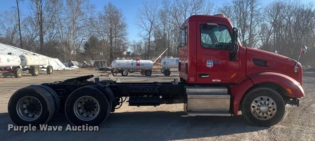 Image of Peterbilt 579 equipment image 3