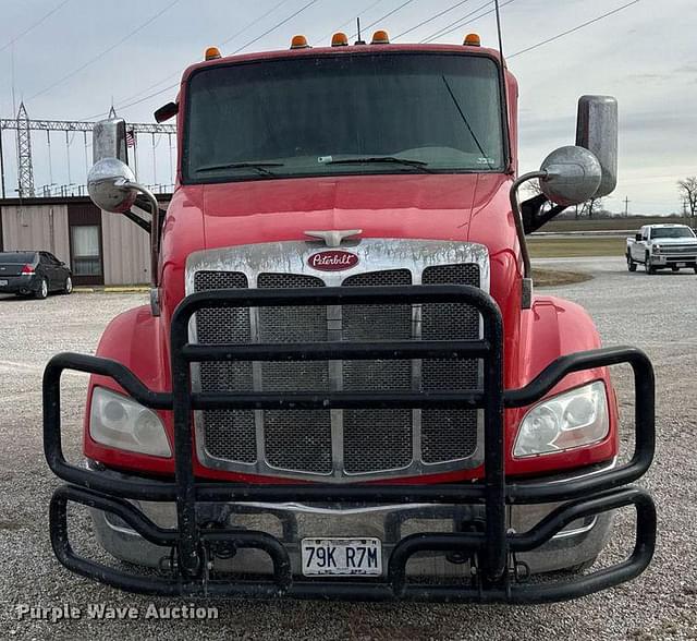 Image of Peterbilt 579 equipment image 1