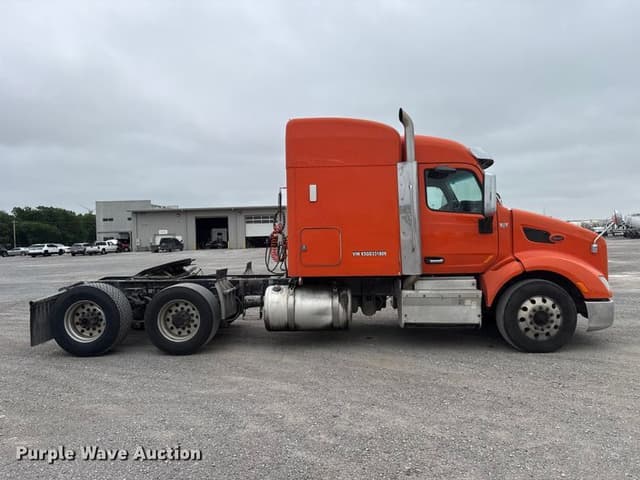 Image of Peterbilt 579 equipment image 3