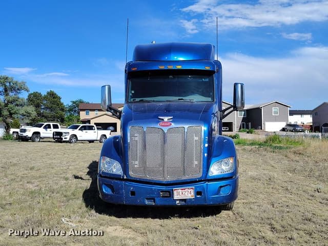 Image of Peterbilt 579 equipment image 1