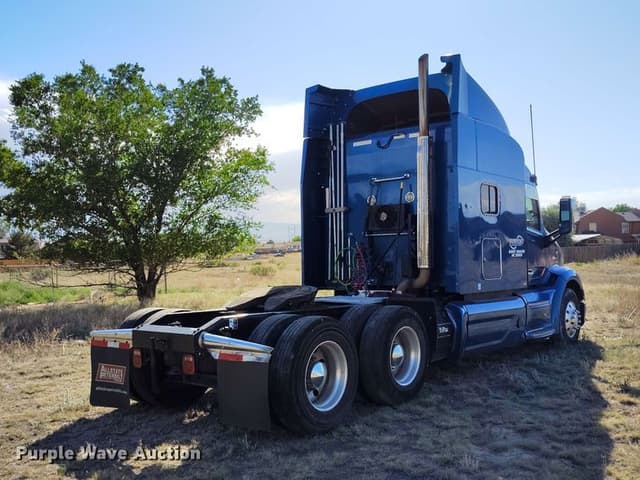 Image of Peterbilt 579 equipment image 4