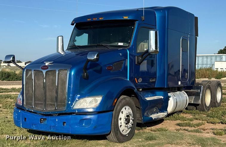 Main image Peterbilt 579