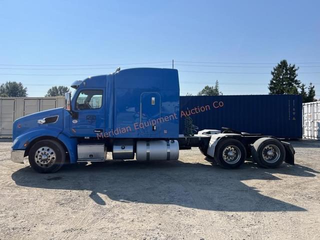 Image of Peterbilt 579 equipment image 1