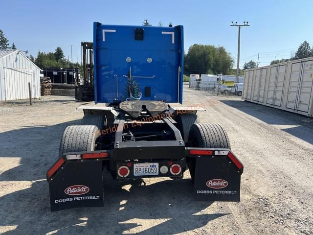 Image of Peterbilt 579 equipment image 3