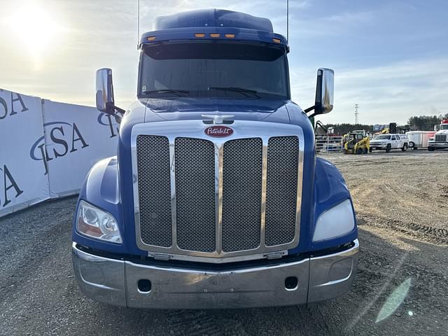 Image of Peterbilt 579 equipment image 4