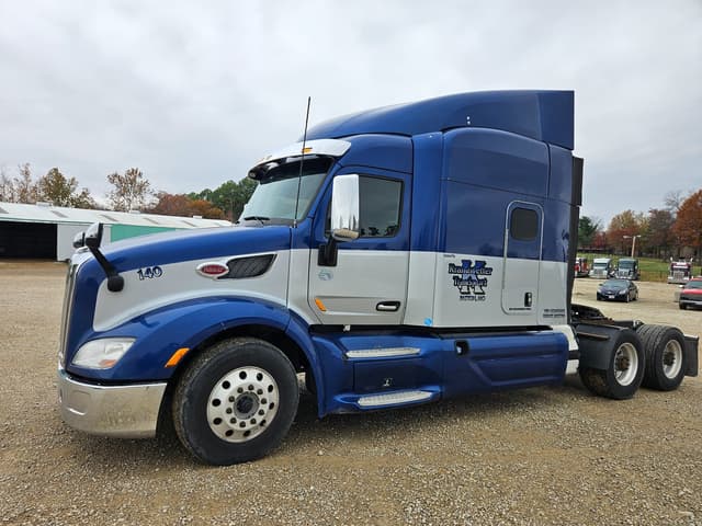 Image of Peterbilt 579 equipment image 3