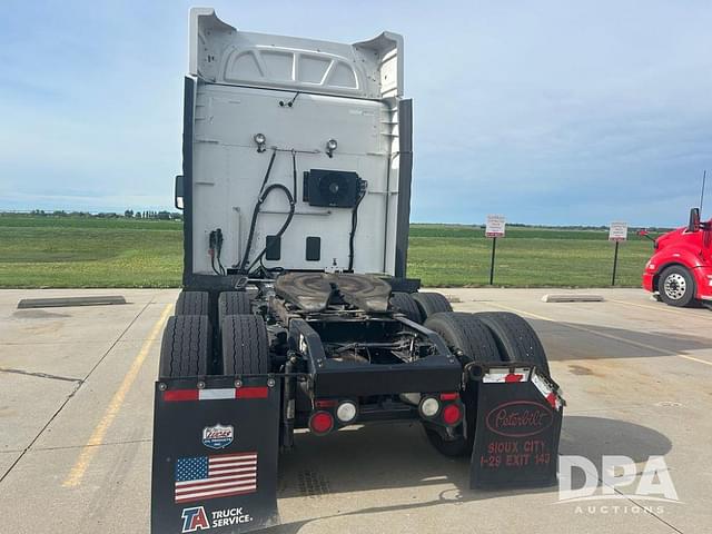 Image of Peterbilt 579 equipment image 4