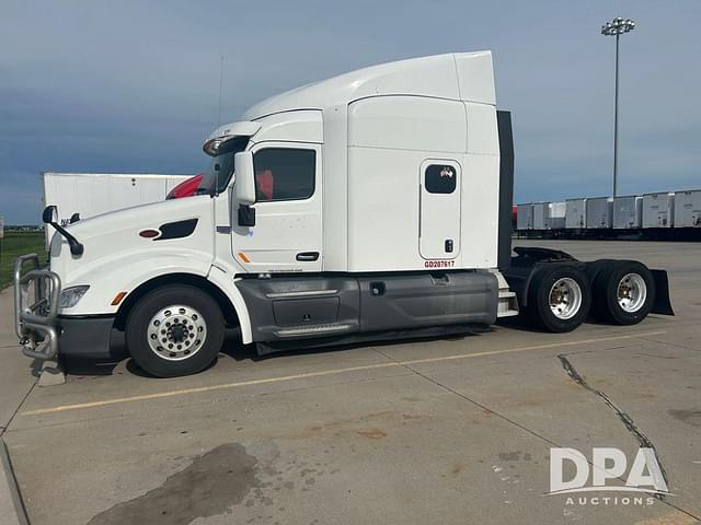 Image of Peterbilt 579 equipment image 1