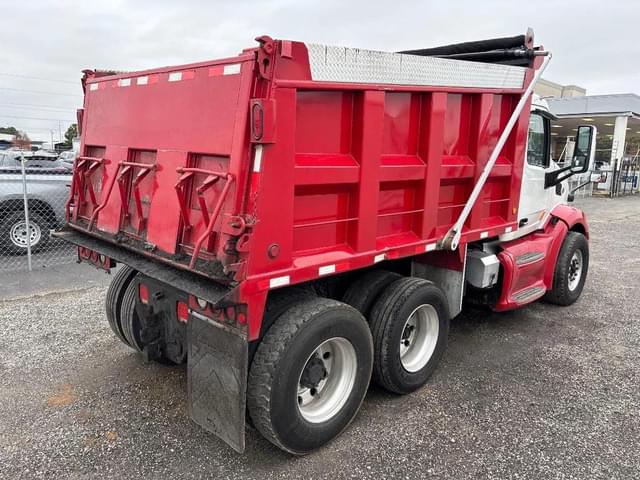 Image of Peterbilt 579 equipment image 4