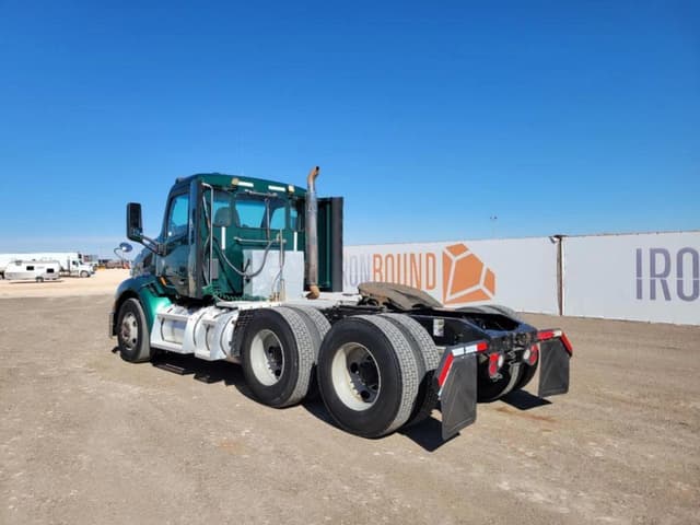 Image of Peterbilt 579 equipment image 2