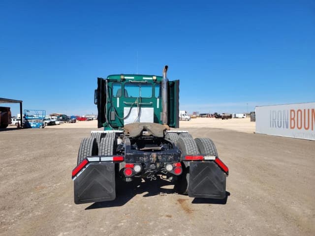 Image of Peterbilt 579 equipment image 3