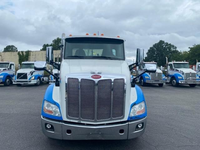 Image of Peterbilt 579 equipment image 1