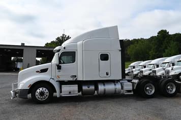 Main image Peterbilt 589