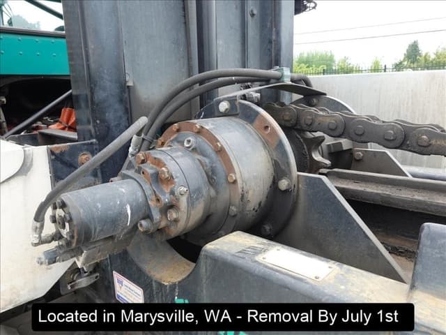 Image of Peterbilt PB320 equipment image 2