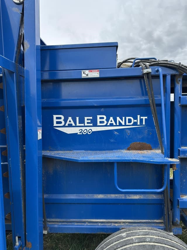 Image of GFC Bale Band-It 200 equipment image 2