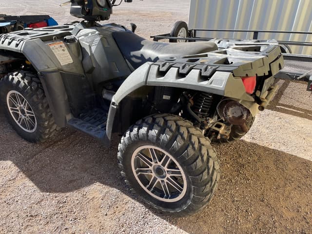 Image of Polaris Sportsman 850 equipment image 1