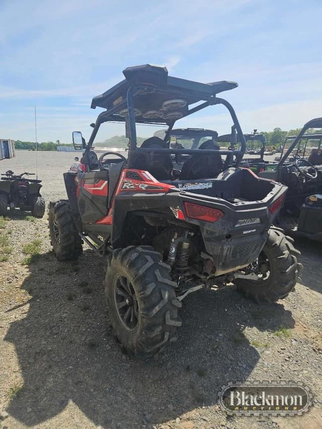 Image of Polaris RZR 900 equipment image 4