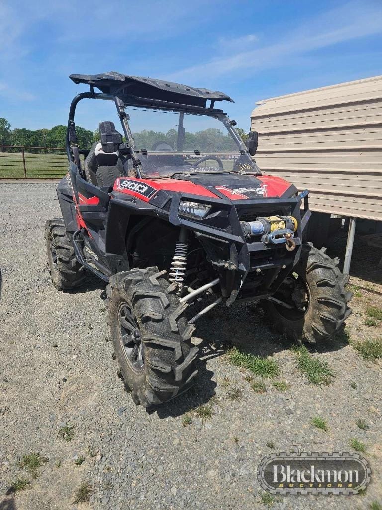 2016 Polaris RZR 900 Equipment Image0