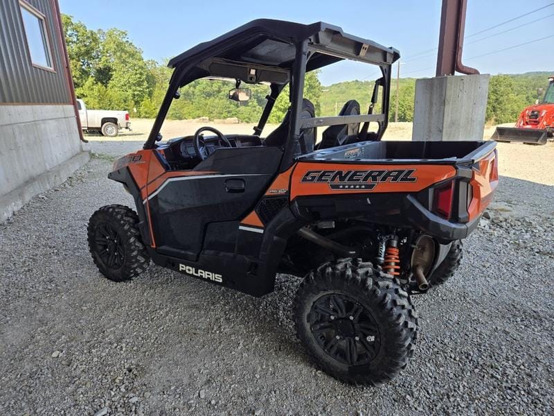 2016 Polaris General 1000 Equipment Image0