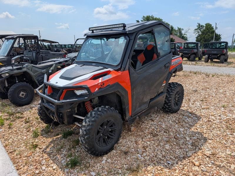2016 Polaris General 1000 EPS Deluxe Equipment Image0