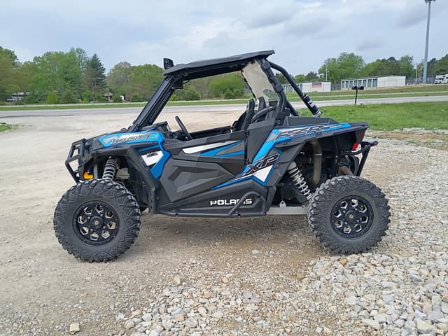 Image of Polaris RZR XP 1000 equipment image 2