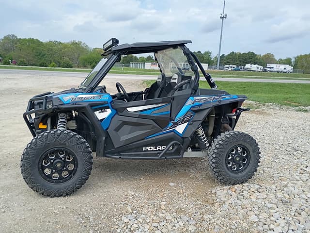 Image of Polaris RZR XP 1000 equipment image 1