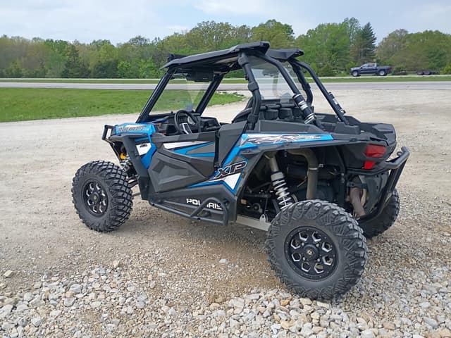 Image of Polaris RZR XP 1000 equipment image 3