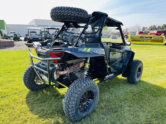 Image of Polaris RZR XP 1000 equipment image 1