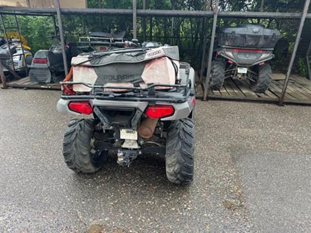 Image of Polaris Sportsman 570 equipment image 4